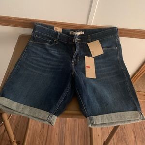 Levi’s shorts